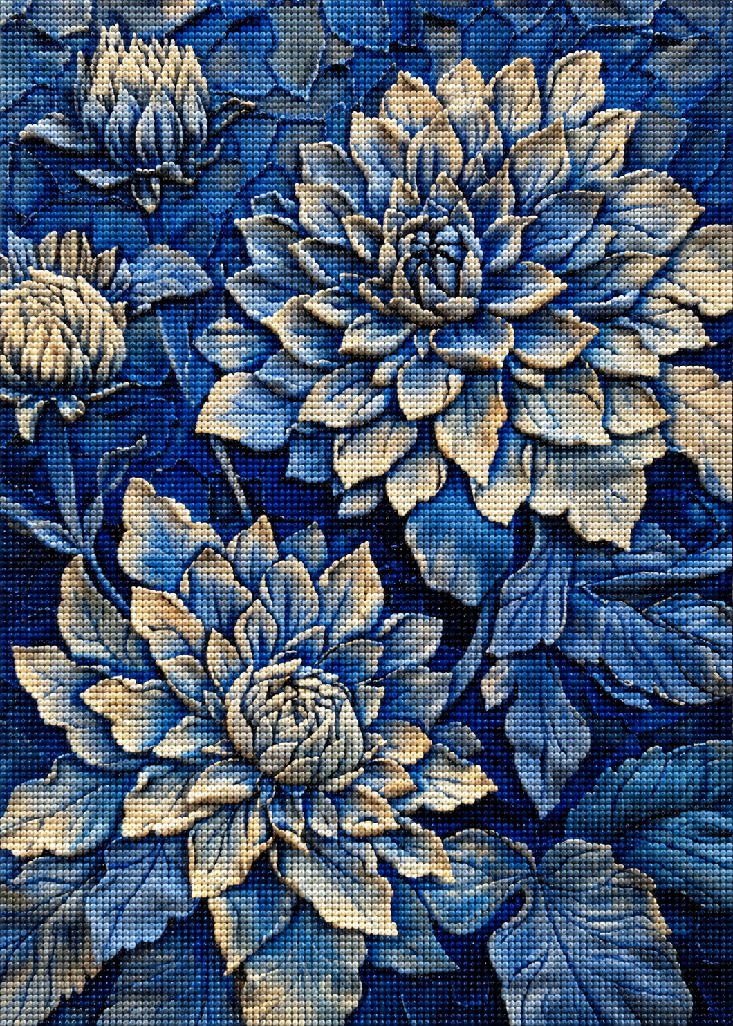 Blue And Cream Petal Flowers Diamond Art Kit